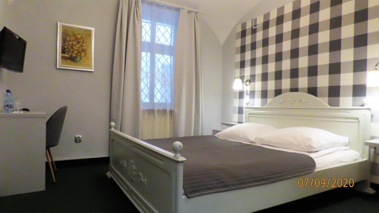 Euro Aparthotel Tarnow Room photo