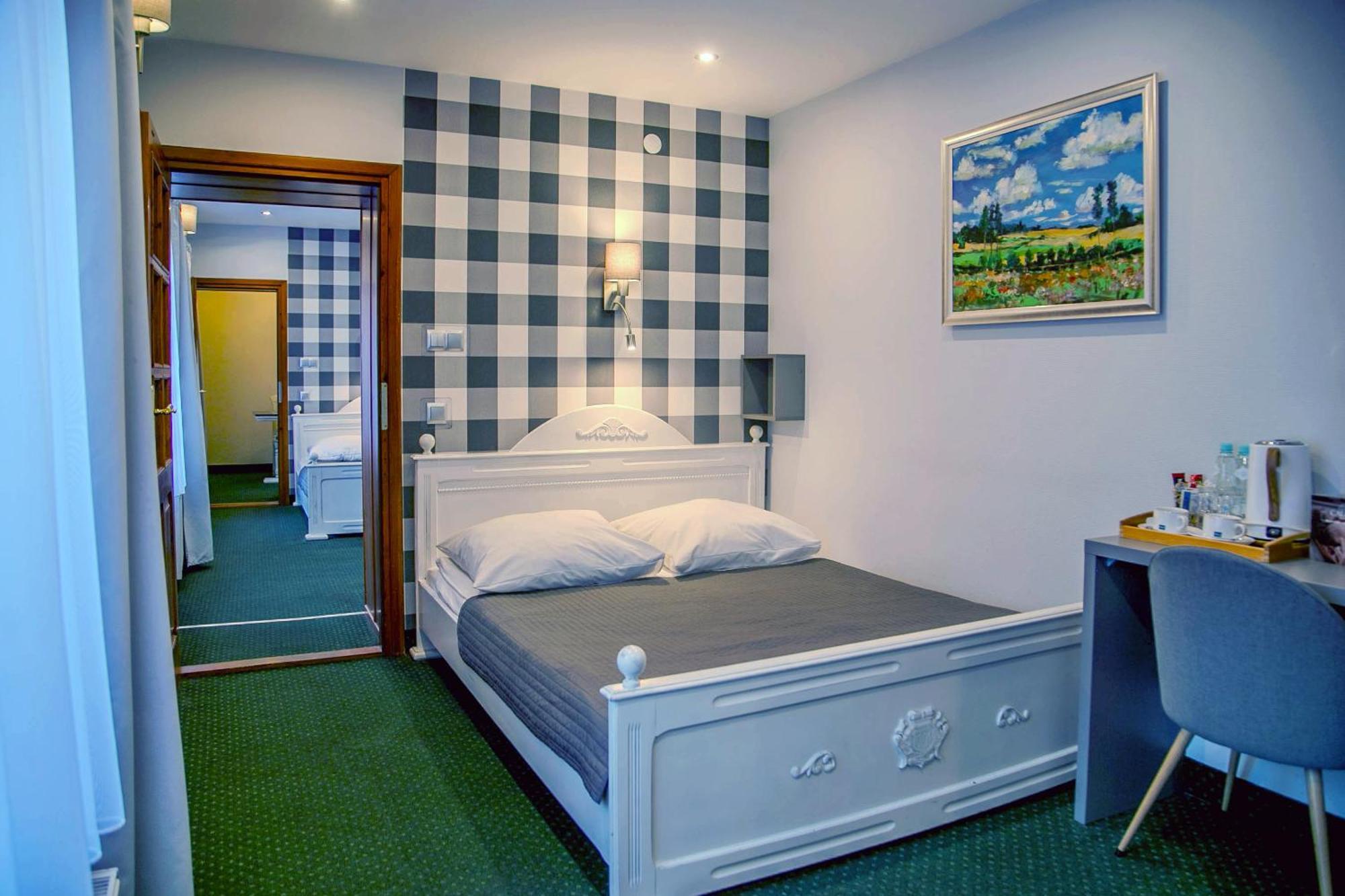 Euro Aparthotel Tarnow Room photo