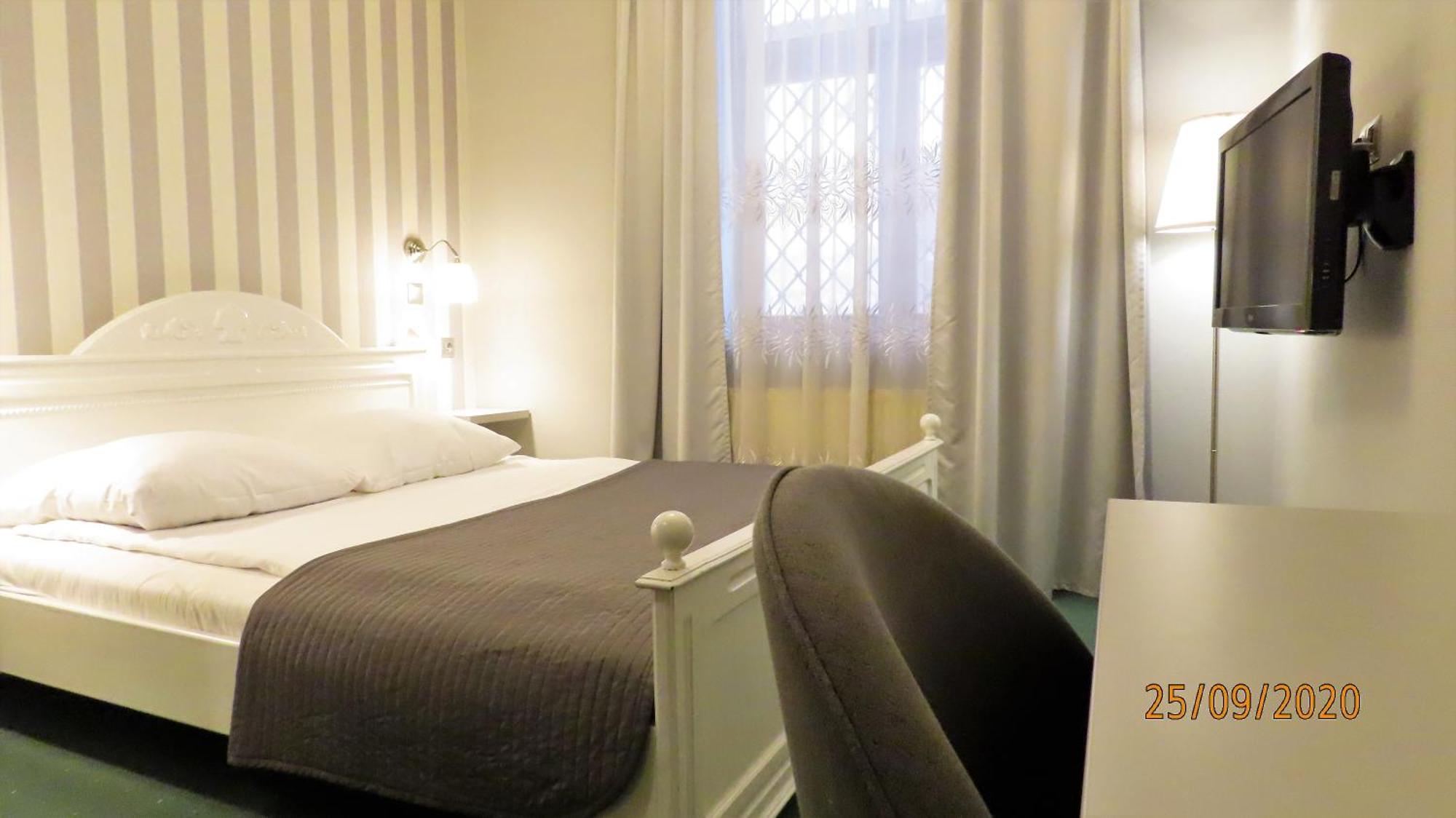 Euro Aparthotel Tarnow Room photo